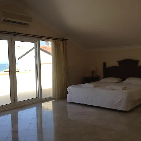 43 Seaside Villa *